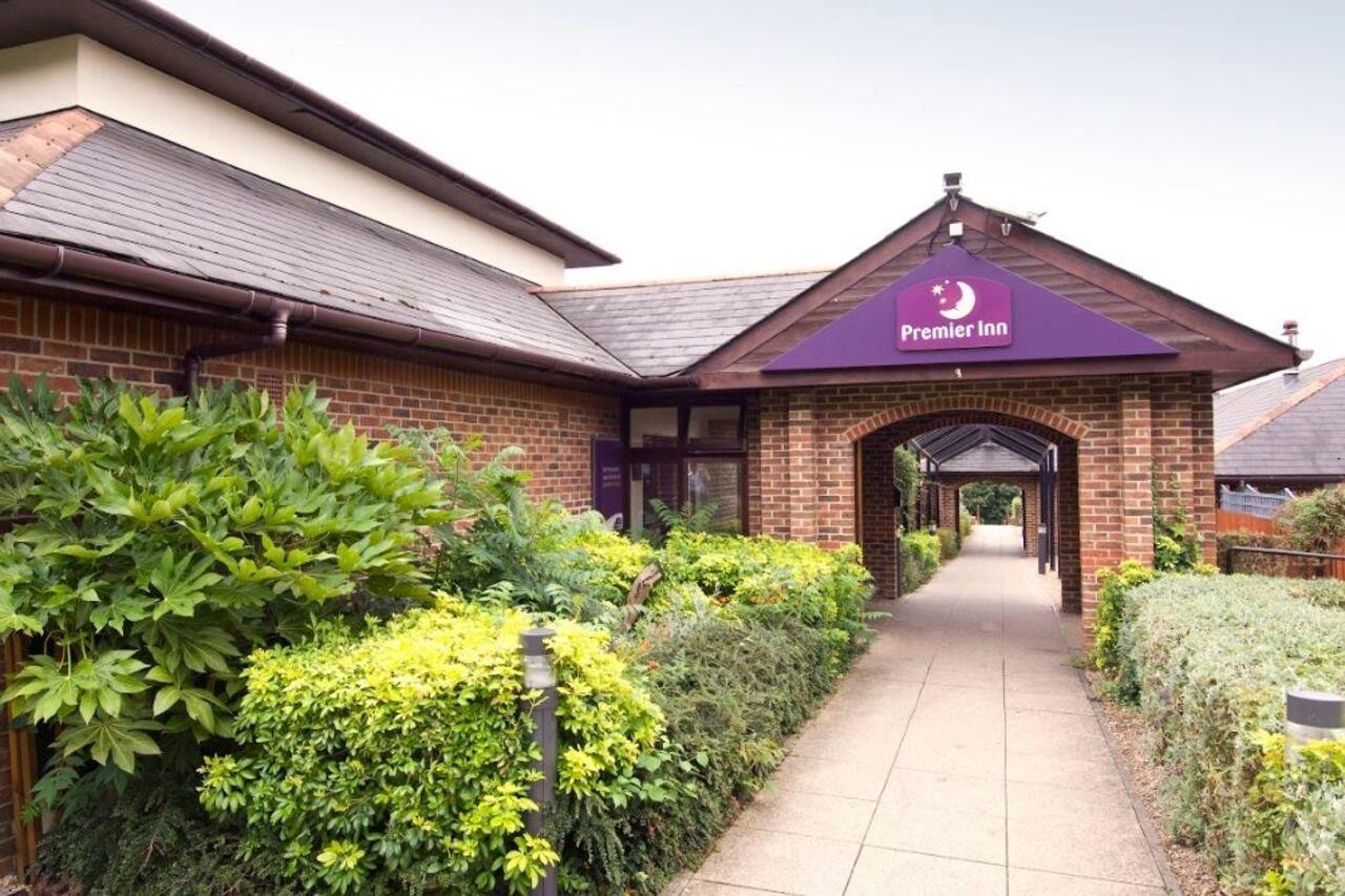 Premier Inn High Wycombe/Beaconsfield المظهر الخارجي الصورة