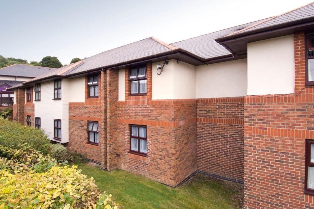 Premier Inn High Wycombe/Beaconsfield المظهر الخارجي الصورة