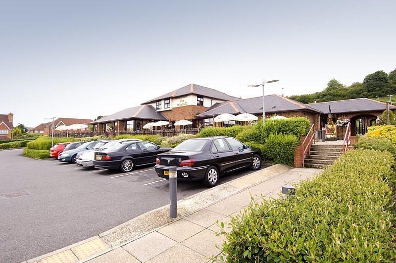 Premier Inn High Wycombe/Beaconsfield المظهر الخارجي الصورة