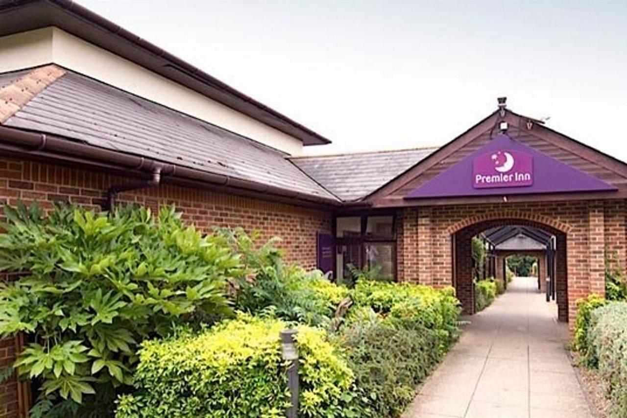 Premier Inn High Wycombe/Beaconsfield المظهر الخارجي الصورة
